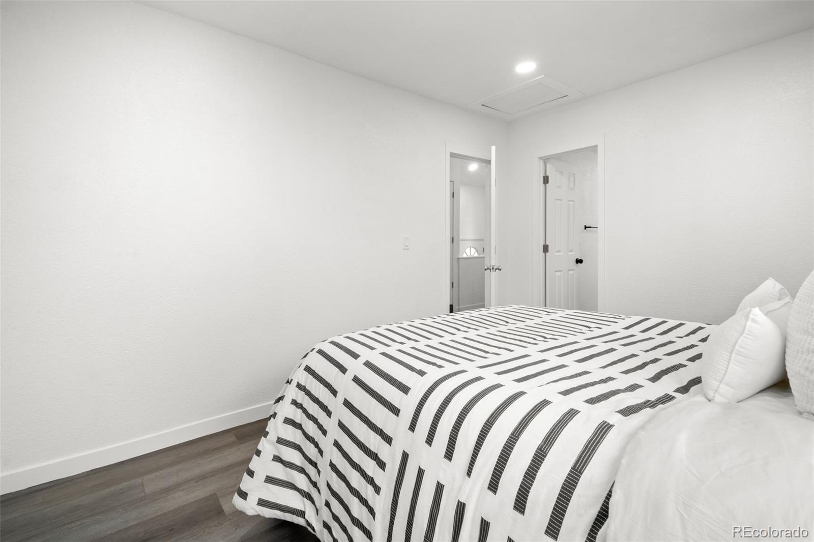 MLS Image #15 for 2735 w 56th avenue,denver, Colorado