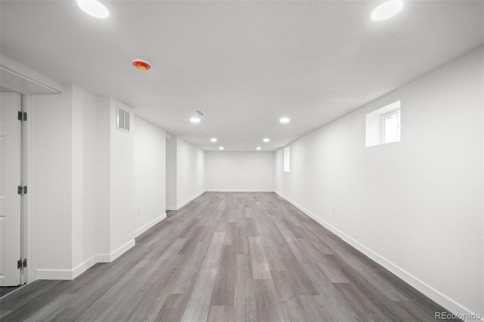MLS Image #20 for 2735 w 56th avenue,denver, Colorado