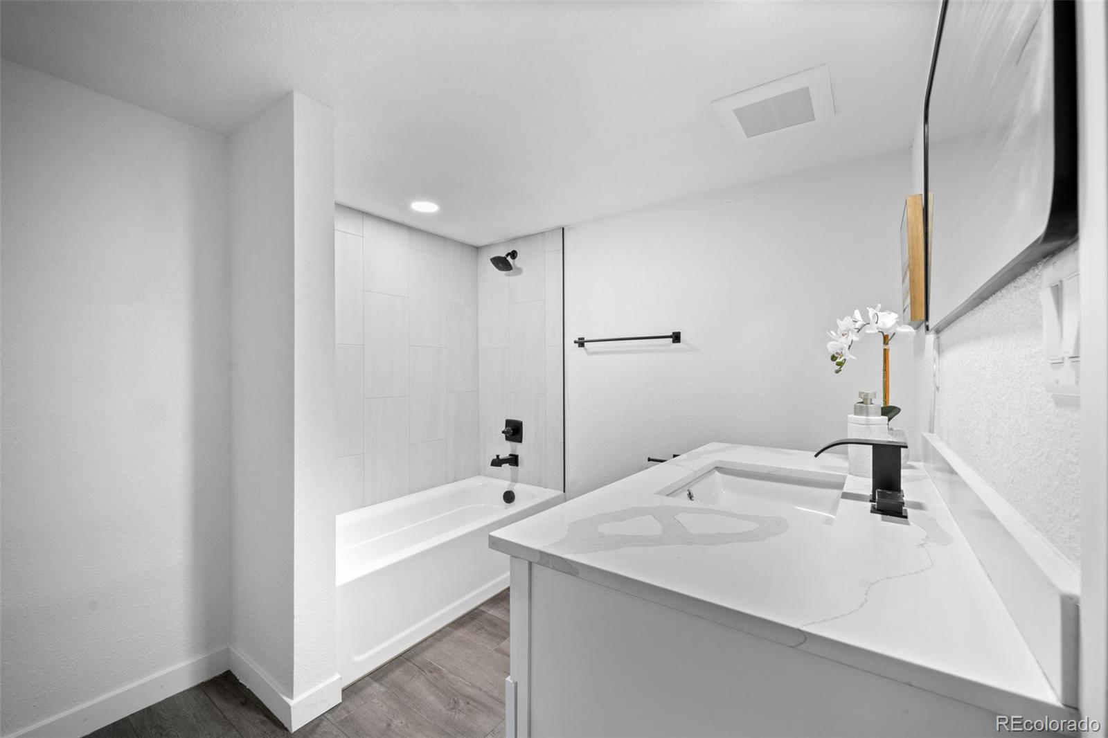MLS Image #23 for 2735 w 56th avenue,denver, Colorado