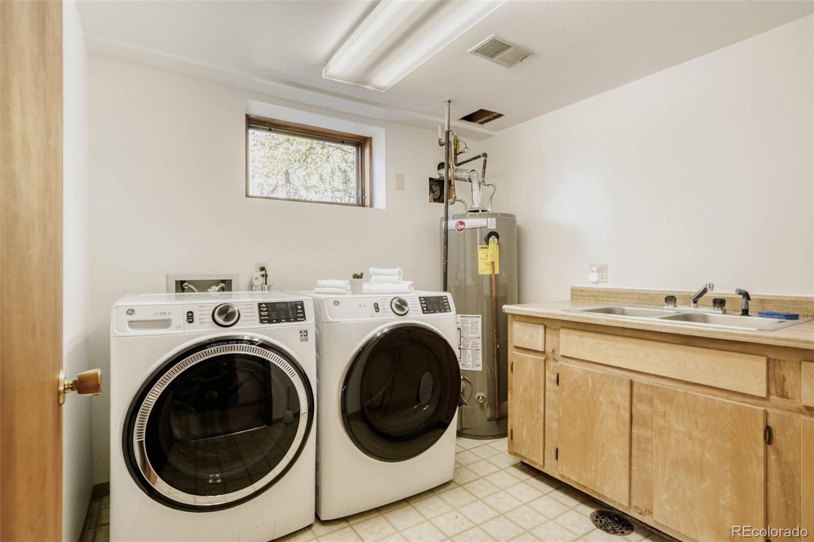 MLS Image #24 for 1275 s ogden street,denver, Colorado