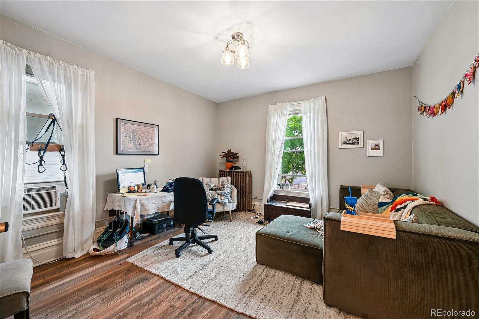 MLS Image #19 for 1646 n high street,denver, Colorado