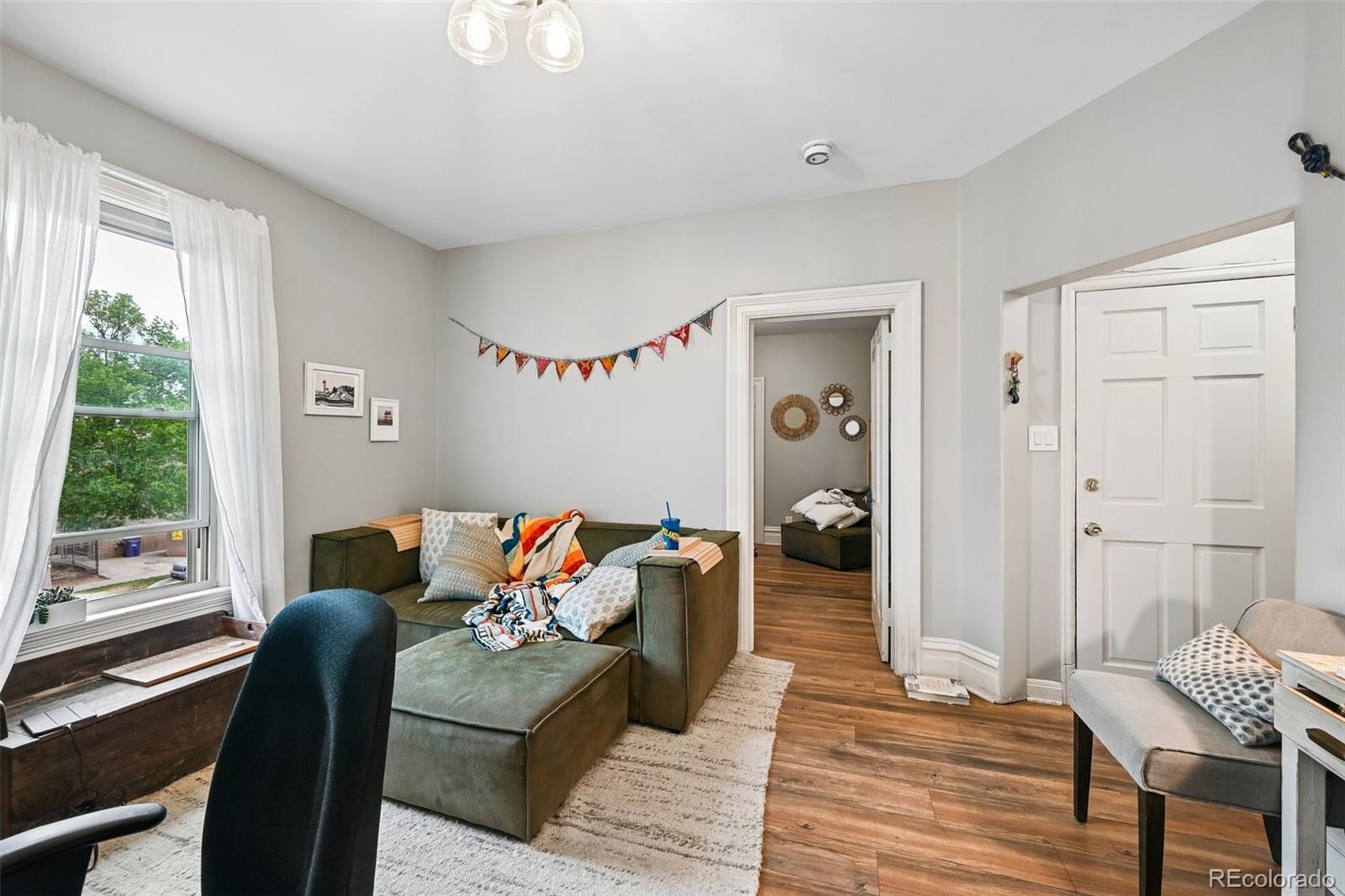 MLS Image #21 for 1646 n high street,denver, Colorado