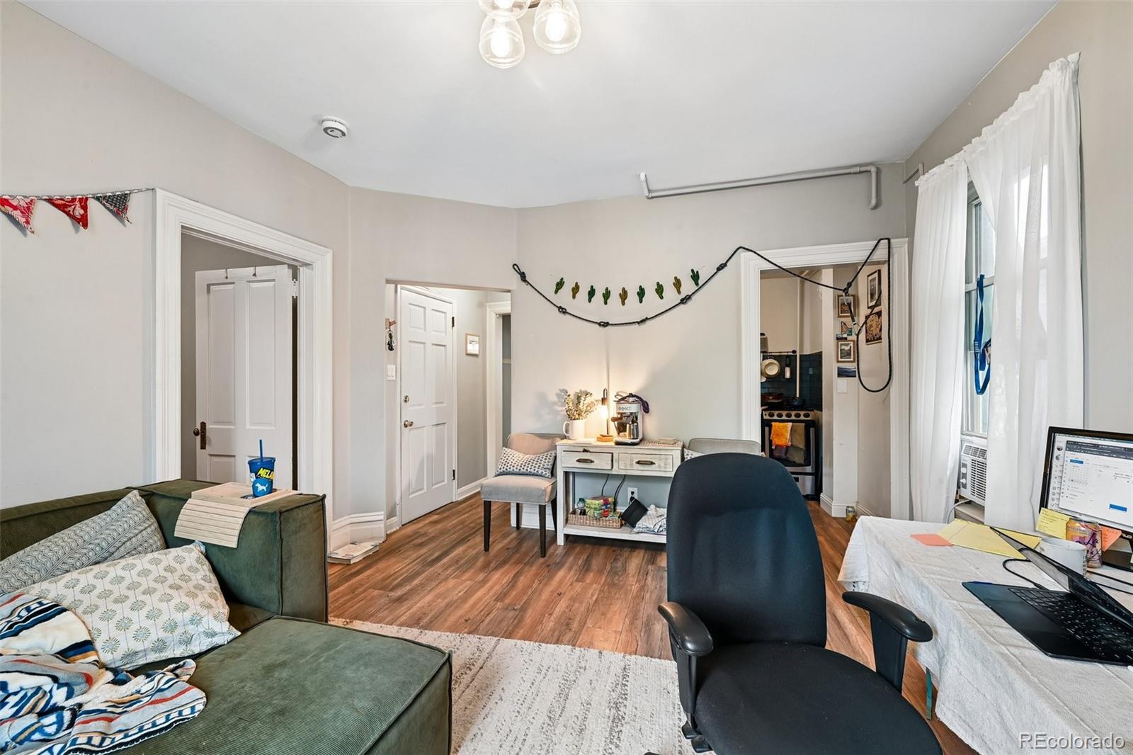 MLS Image #22 for 1646 n high street,denver, Colorado