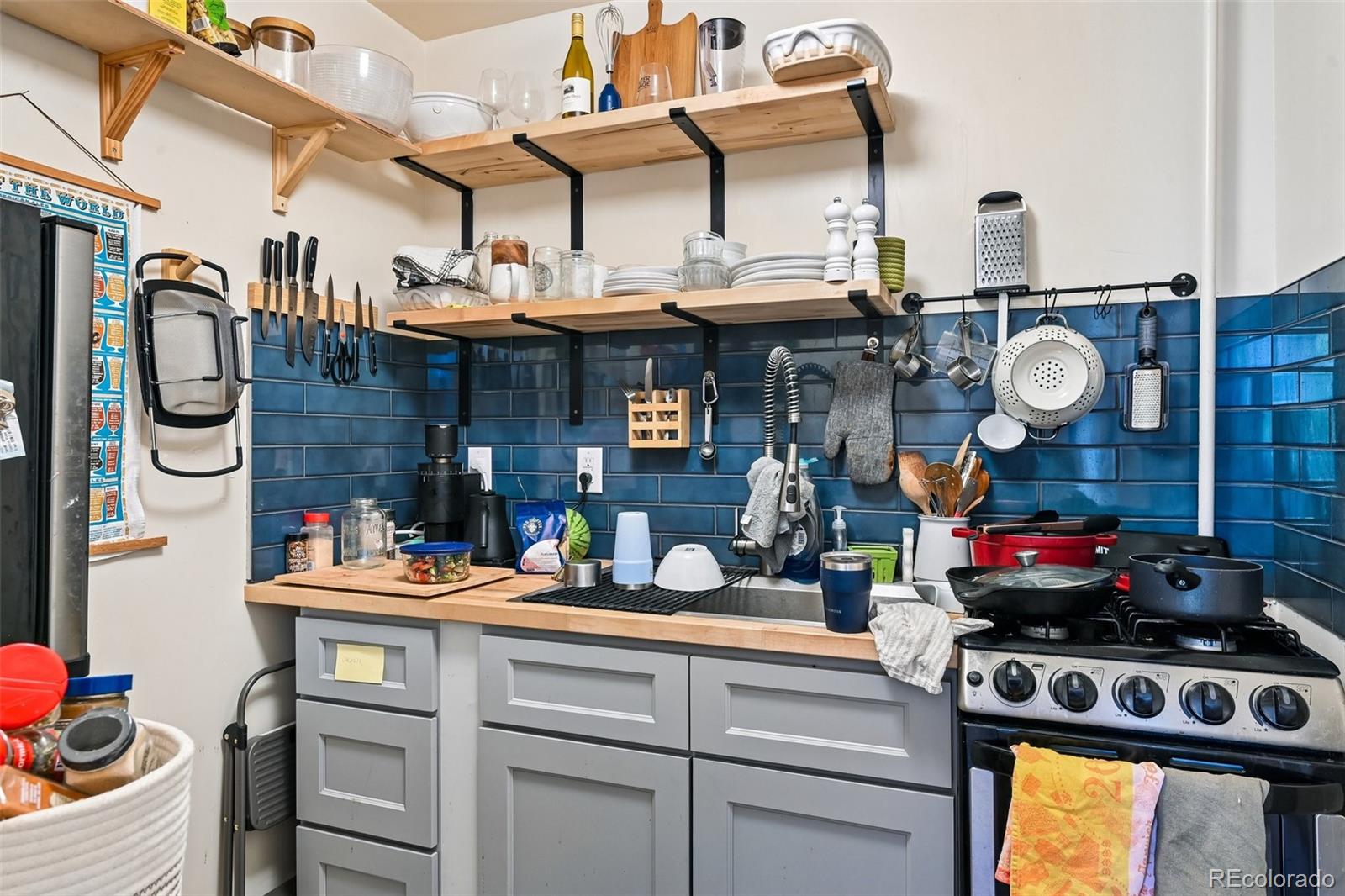 MLS Image #25 for 1646 n high street,denver, Colorado