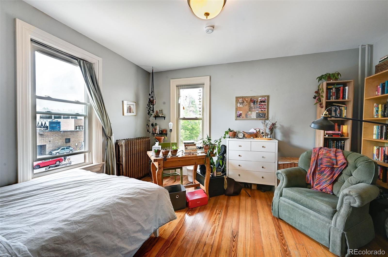 MLS Image #33 for 1646 n high street,denver, Colorado