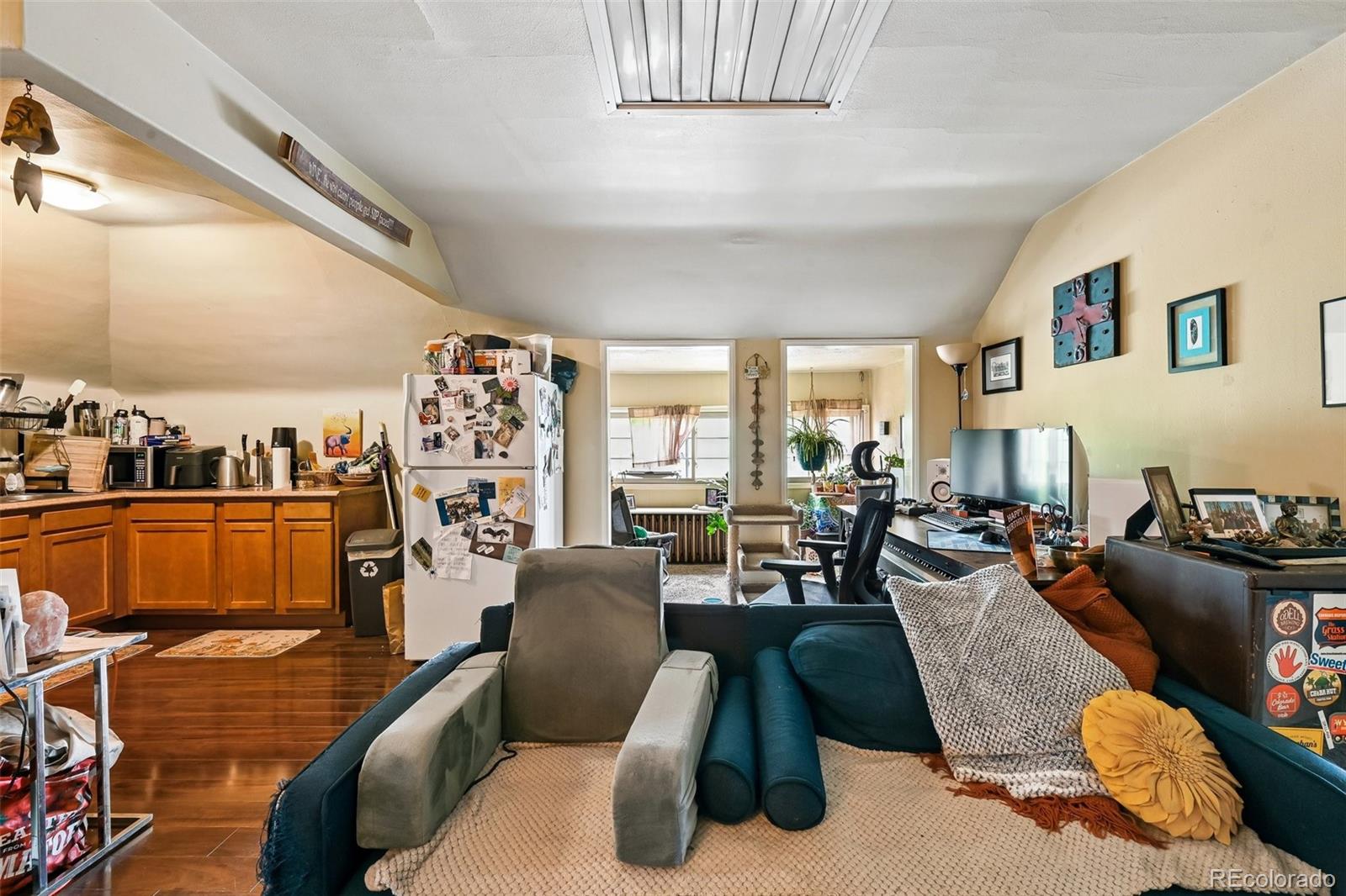 MLS Image #35 for 1646 n high street,denver, Colorado