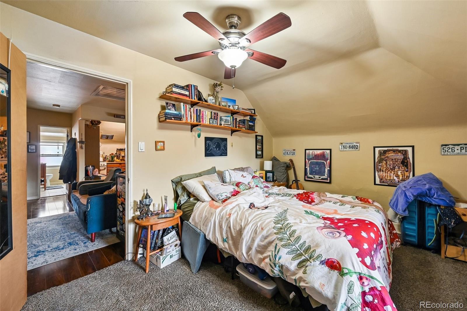 MLS Image #40 for 1646 n high street,denver, Colorado