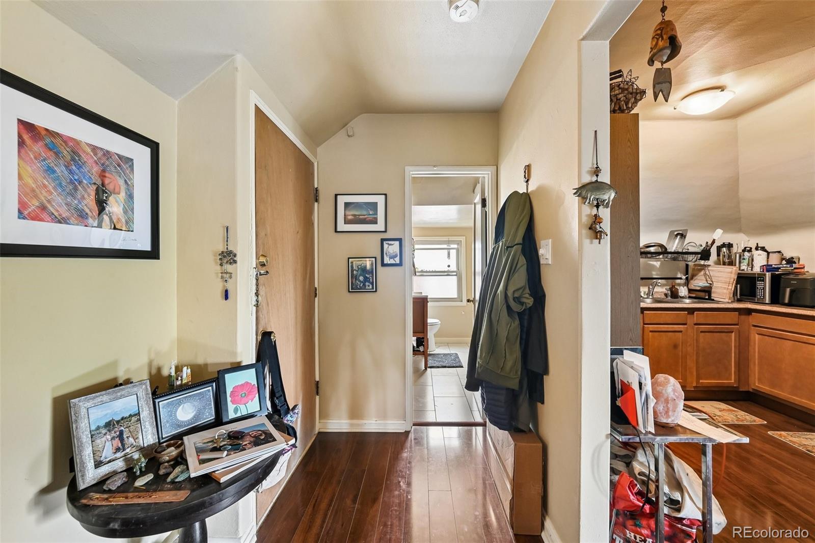 MLS Image #42 for 1646 n high street,denver, Colorado