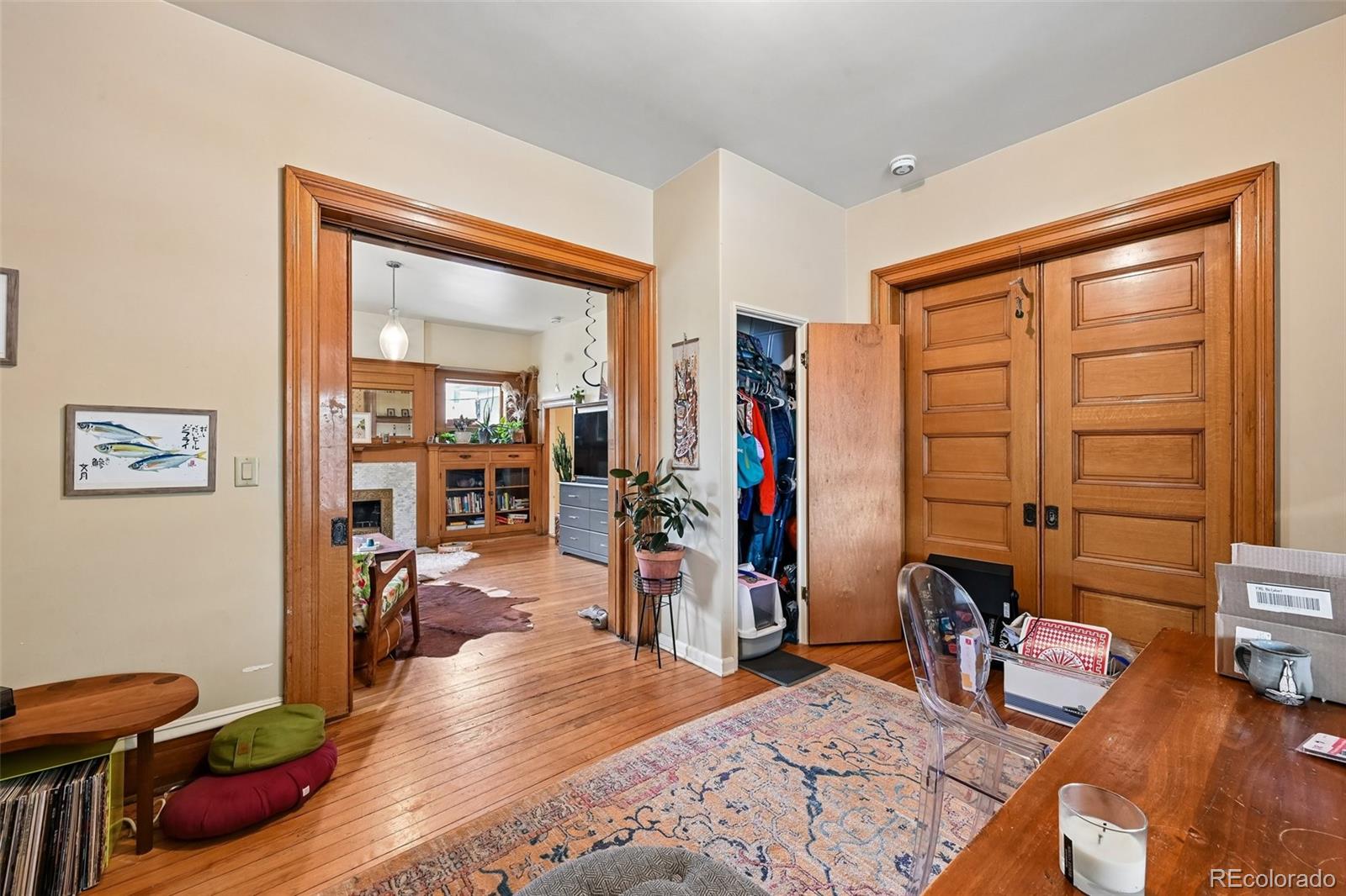 MLS Image #9 for 1646 n high street,denver, Colorado
