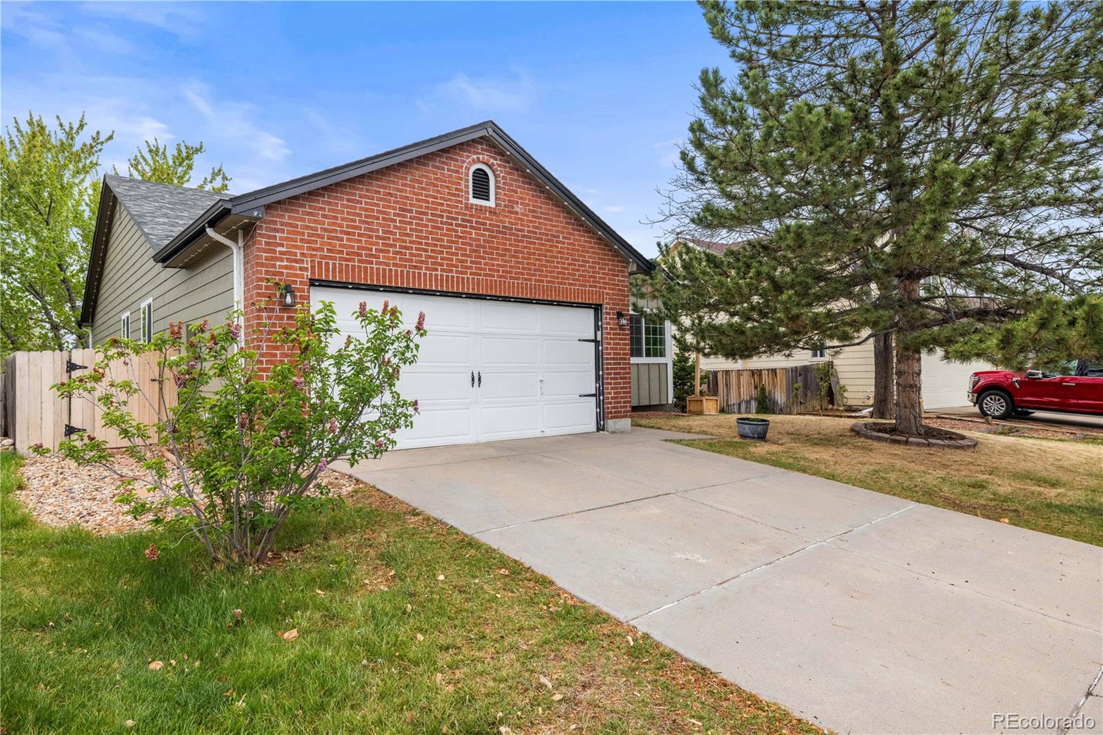MLS Image #2 for 5351 s lisbon way,centennial, Colorado