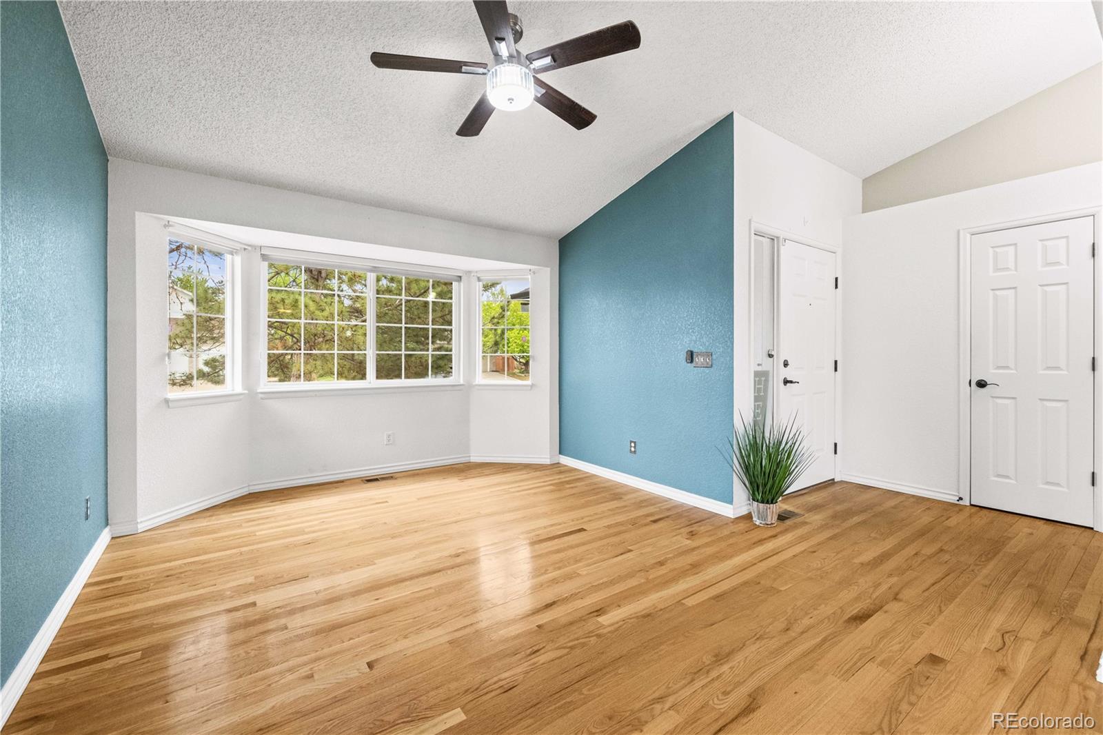 MLS Image #5 for 5351 s lisbon way,centennial, Colorado