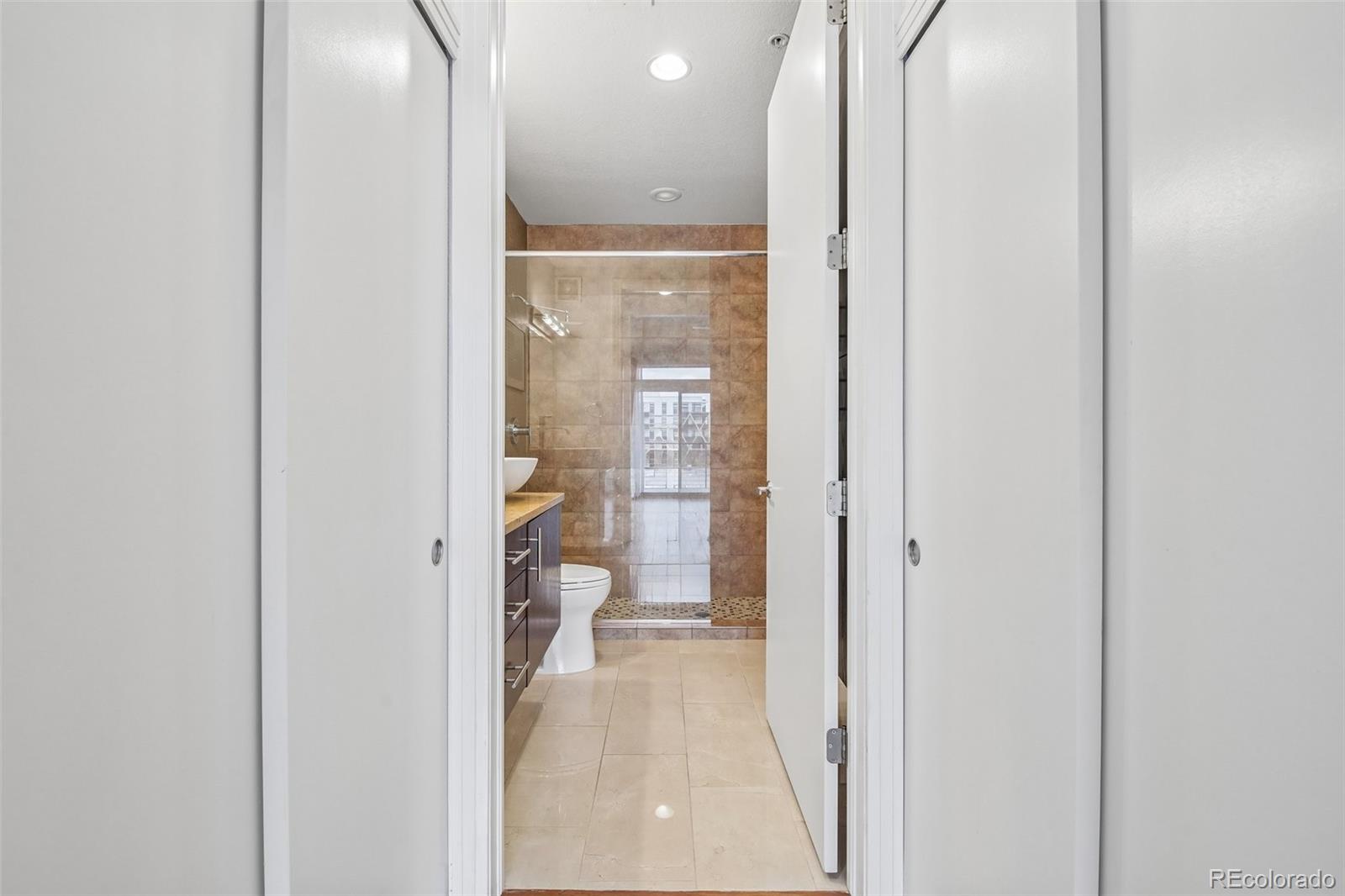 MLS Image #4 for 2460 w 29th avenue 202,denver, Colorado