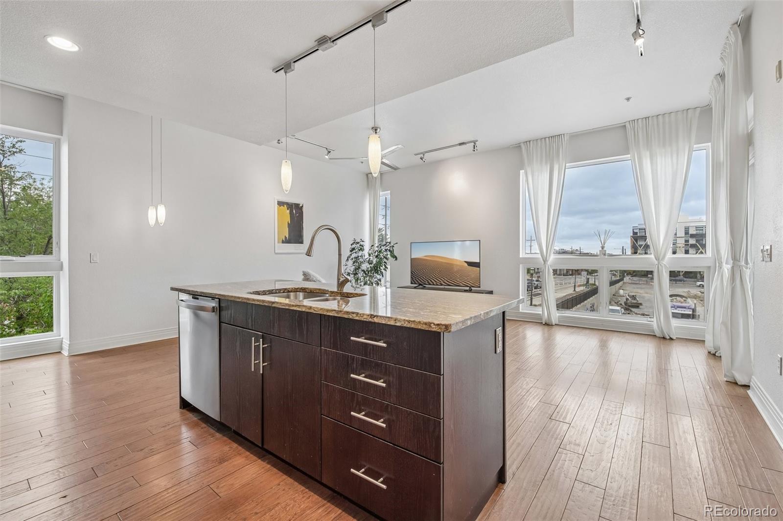 MLS Image #7 for 2460 w 29th avenue 202,denver, Colorado