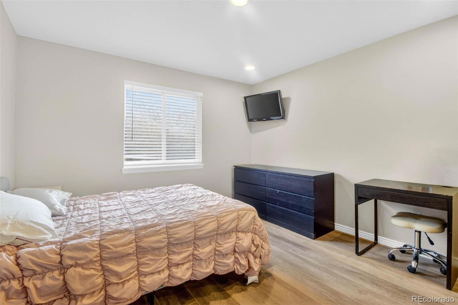 MLS Image #17 for 4867 s johnson street,littleton, Colorado