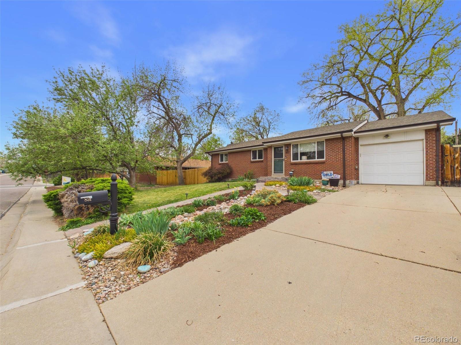 MLS Image #2 for 851  miller court,lakewood, Colorado