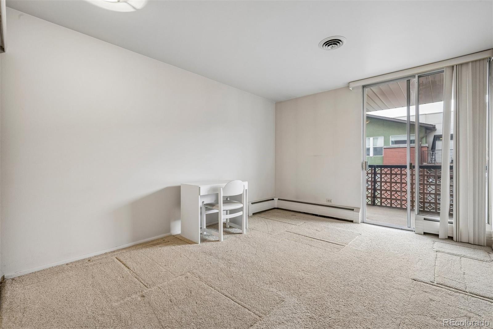 MLS Image #11 for 4570 e yale avenue,denver, Colorado