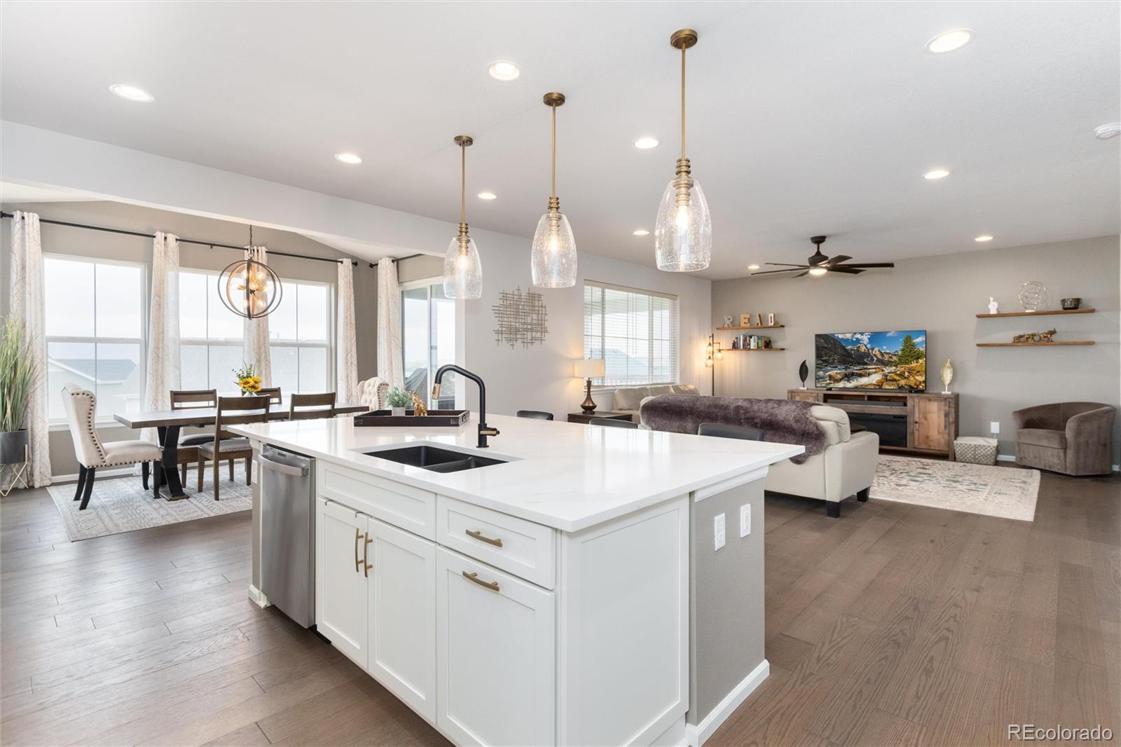 MLS Image #10 for 27425 e roxbury place,aurora, Colorado