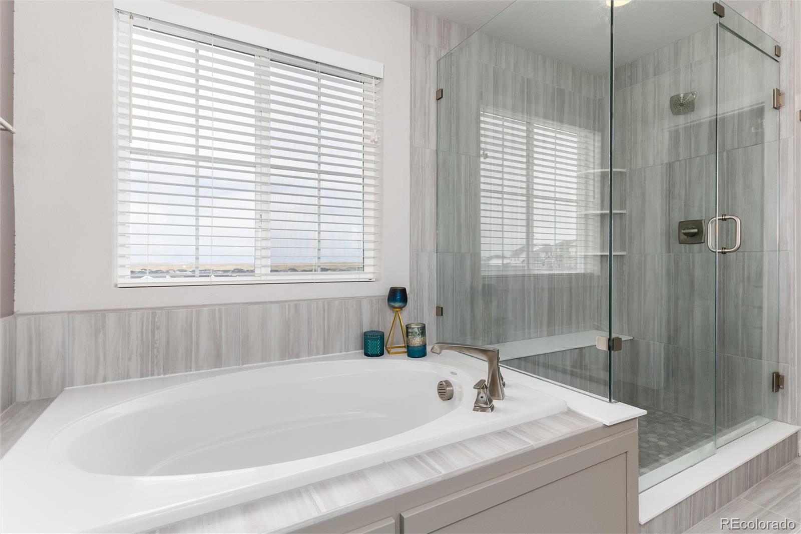 MLS Image #21 for 27425 e roxbury place,aurora, Colorado