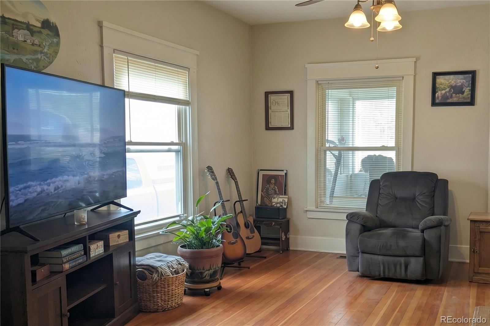 MLS Image #2 for 37 e 4th avenue,longmont, Colorado