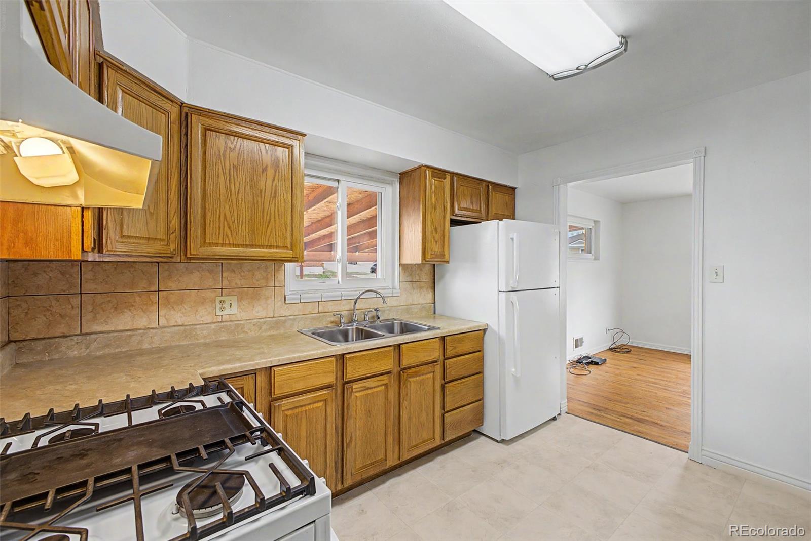 MLS Image #10 for 10488  lafayette street,northglenn, Colorado