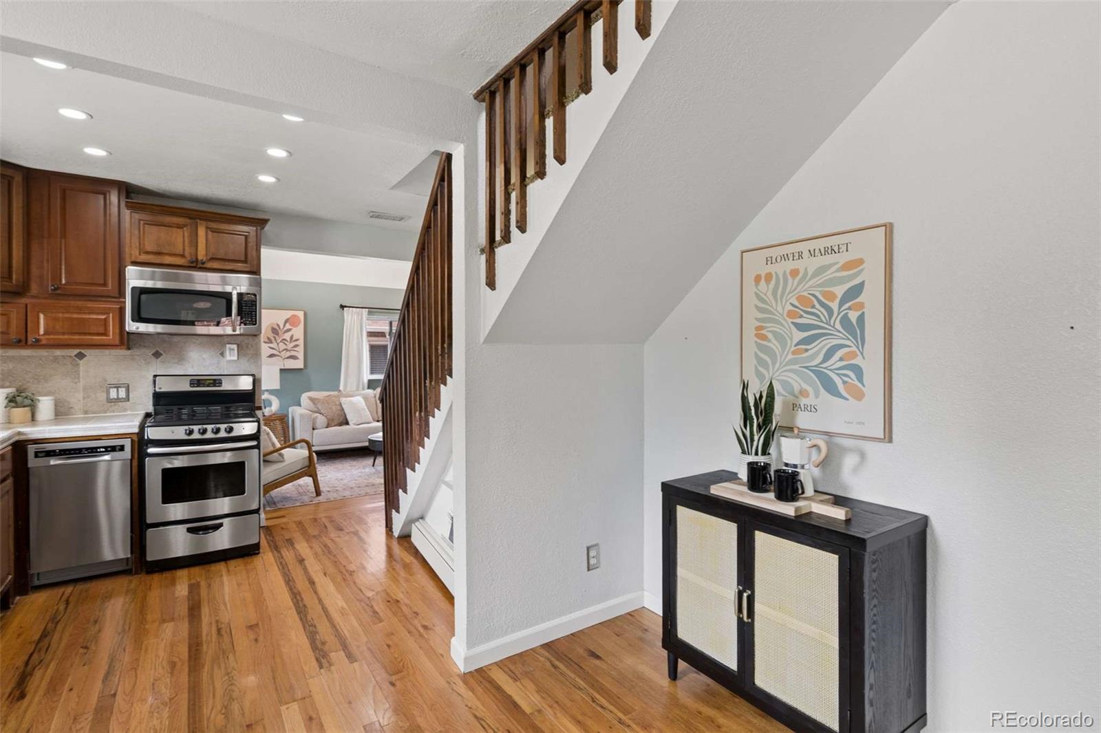 MLS Image #10 for 556 s canosa court,denver, Colorado