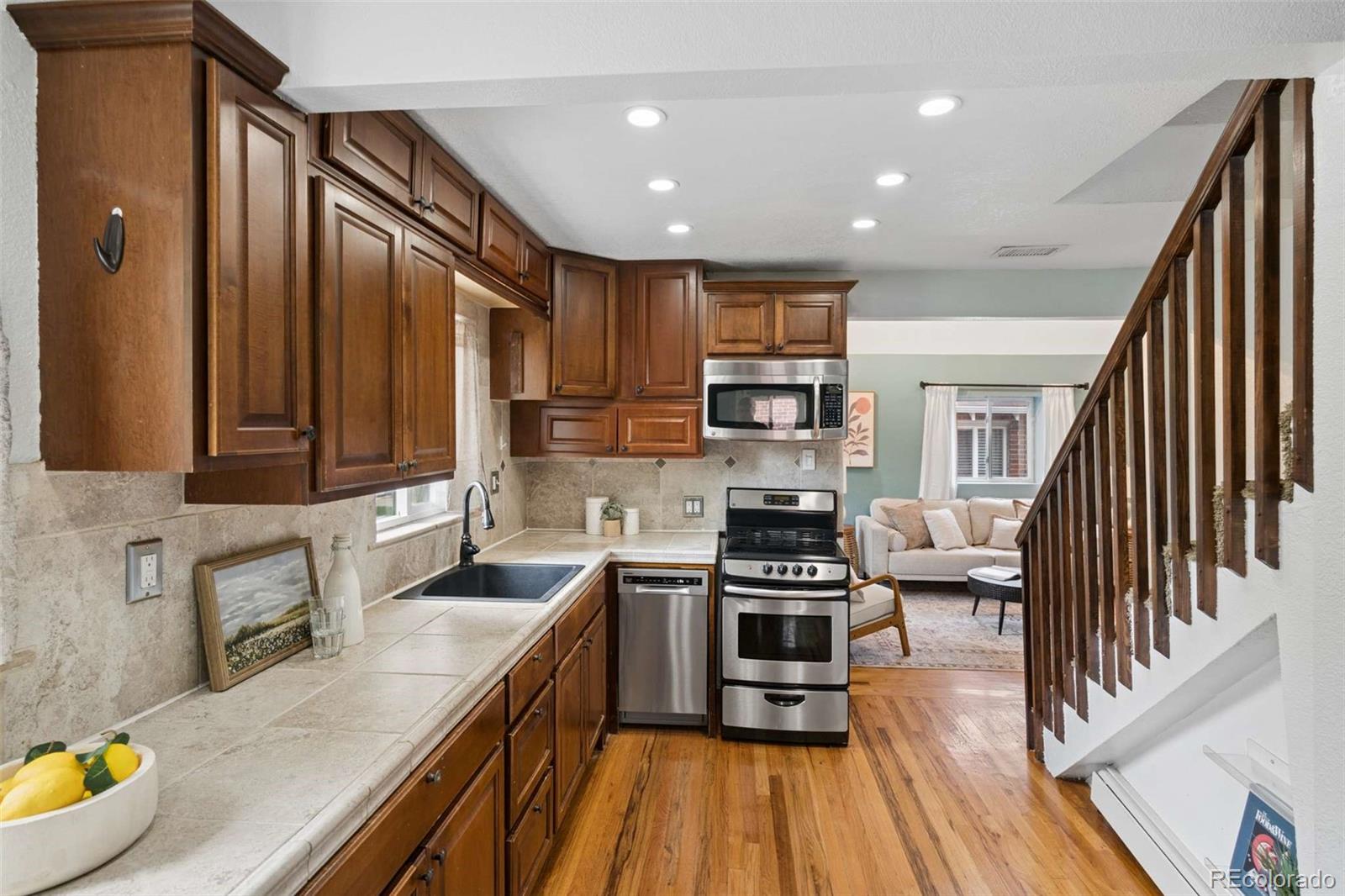 MLS Image #9 for 556 s canosa court,denver, Colorado