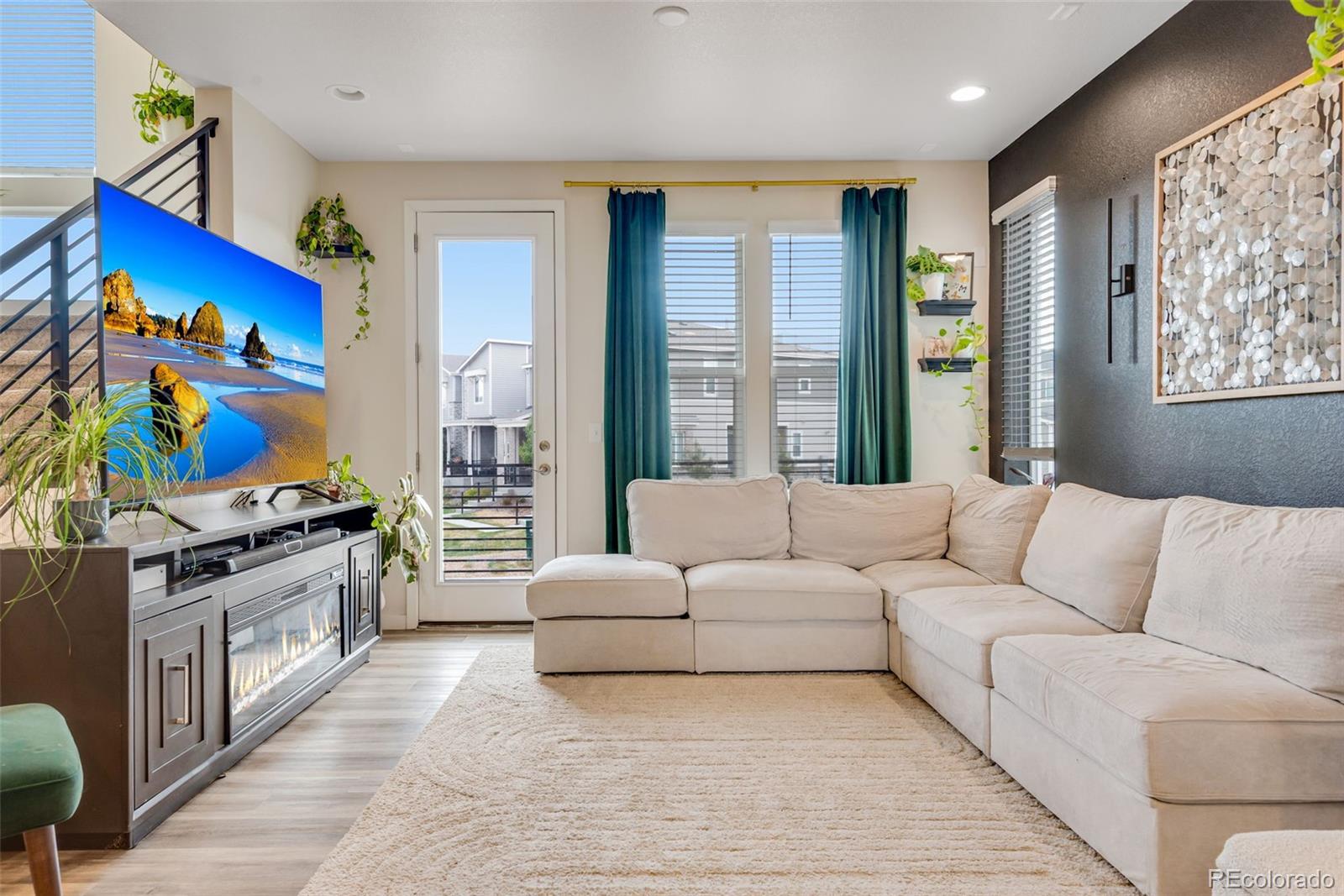 MLS Image #4 for 12370  farmview street,thornton, Colorado
