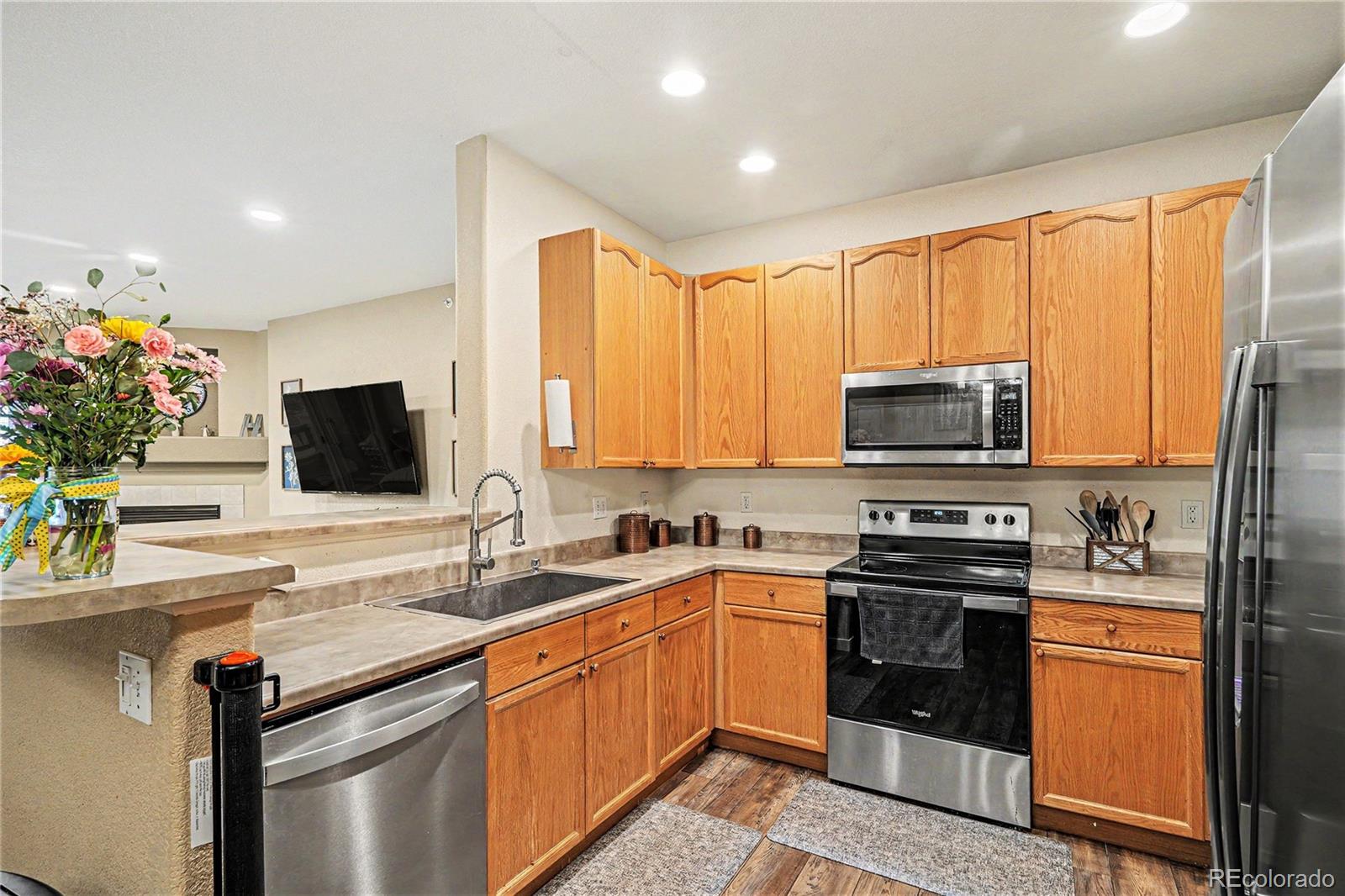 MLS Image #5 for 8457 s hoyt way 204,littleton, Colorado