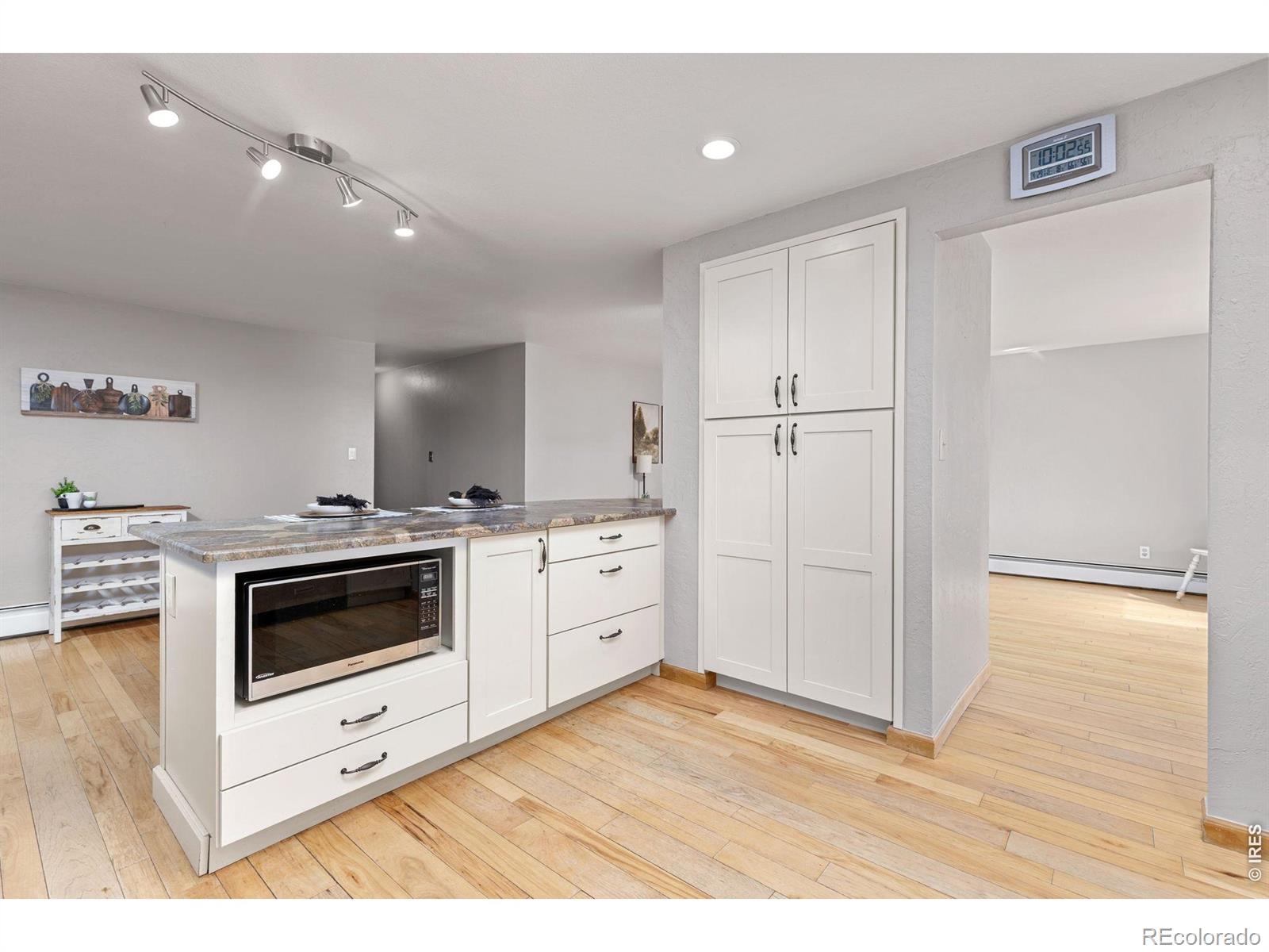 MLS Image #10 for 16465  york street,thornton, Colorado