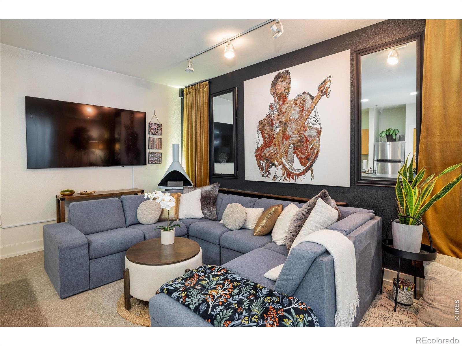 MLS Image #3 for 801  confidence drive,longmont, Colorado