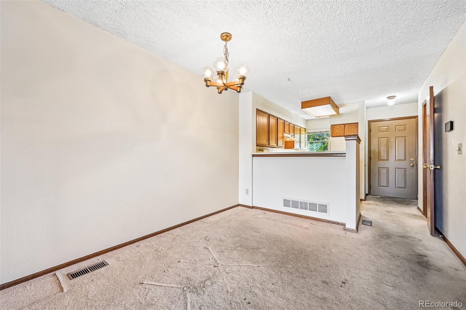 MLS Image #13 for 1818 s quebec way,denver, Colorado