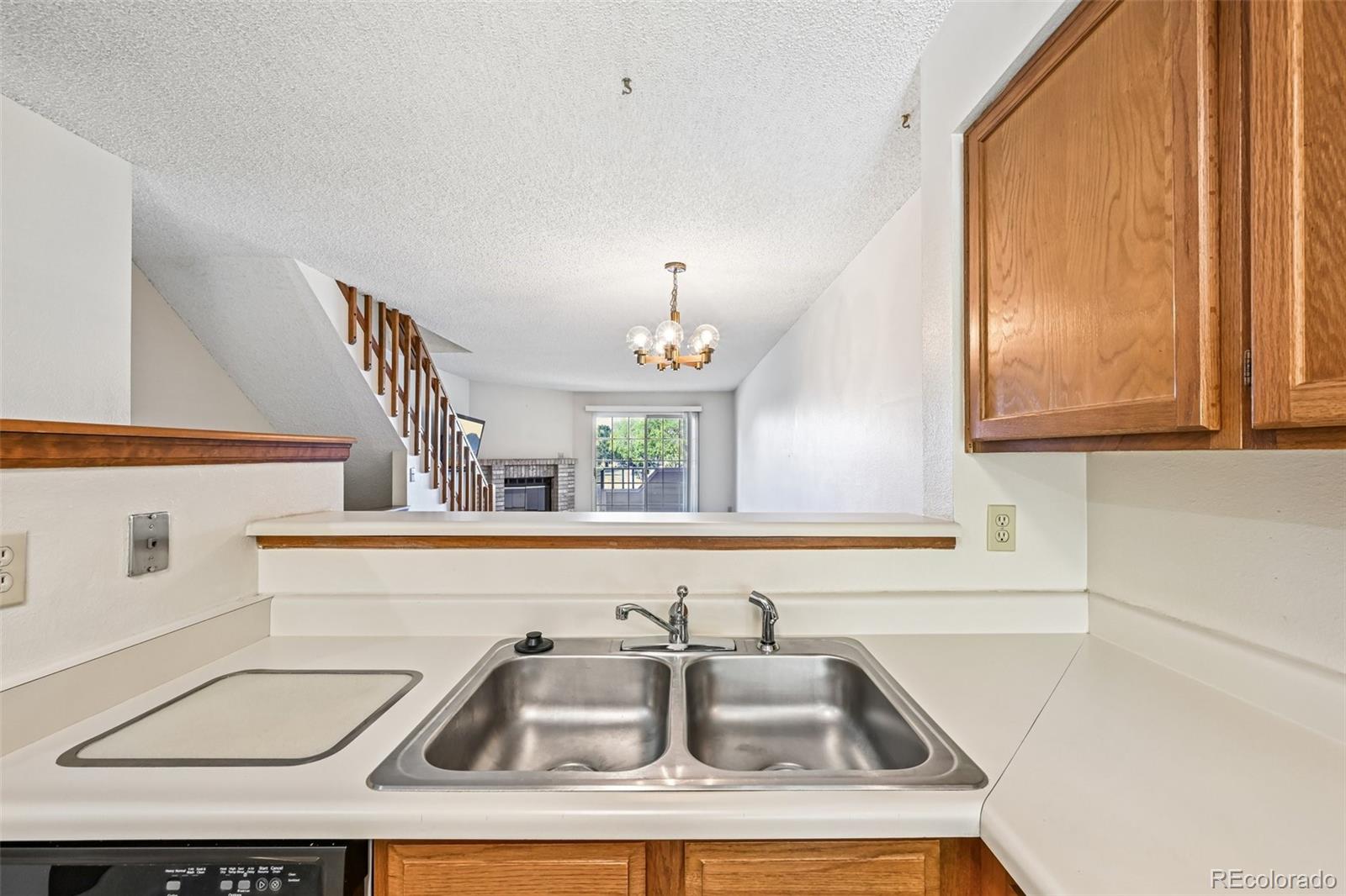 MLS Image #16 for 1818 s quebec way,denver, Colorado