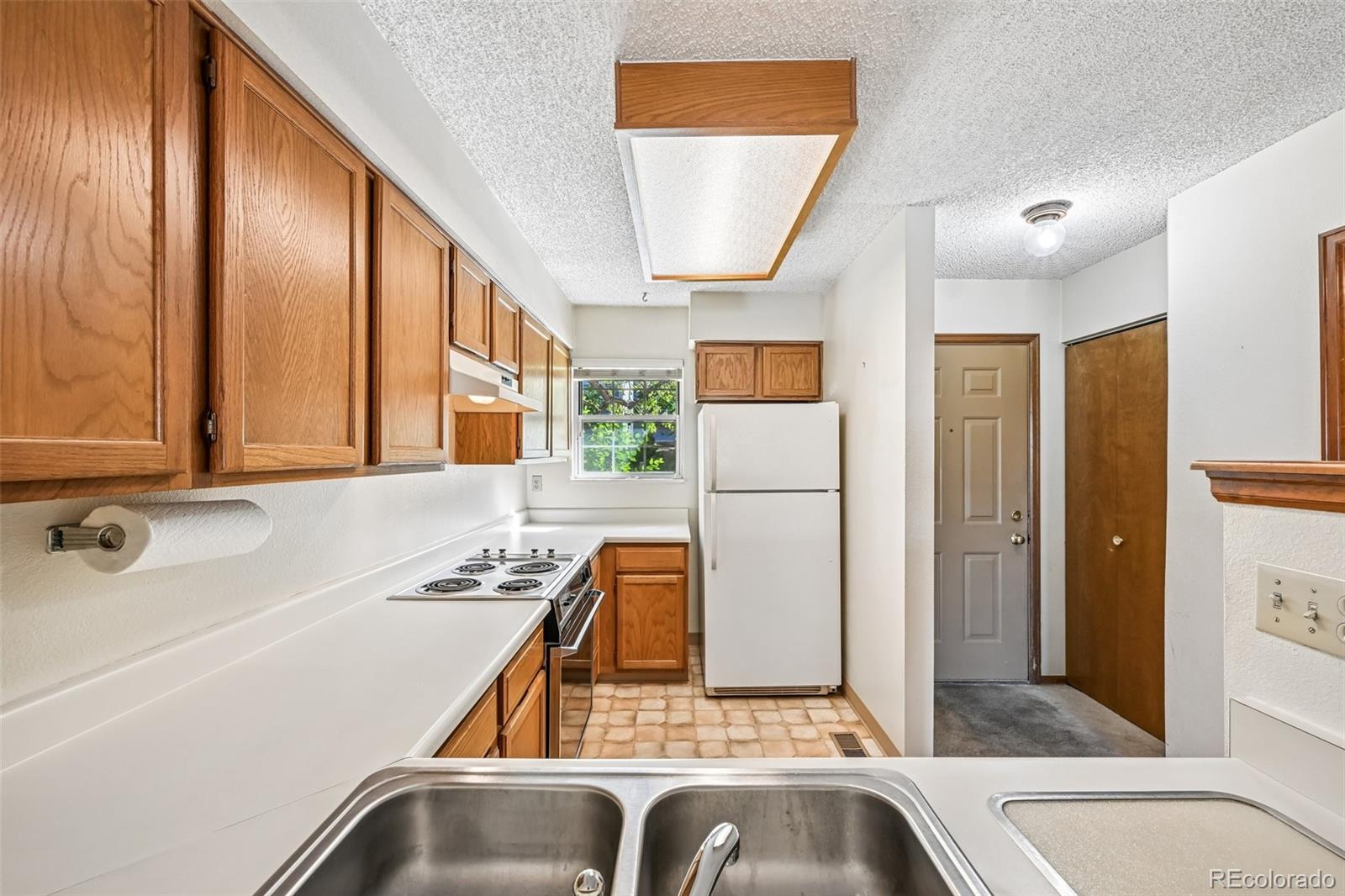 MLS Image #19 for 1818 s quebec way,denver, Colorado