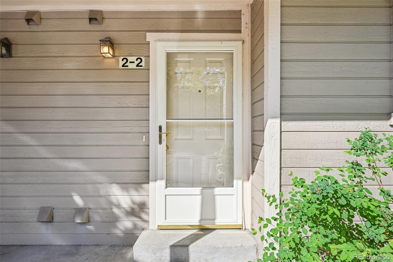 MLS Image #3 for 1818 s quebec way,denver, Colorado