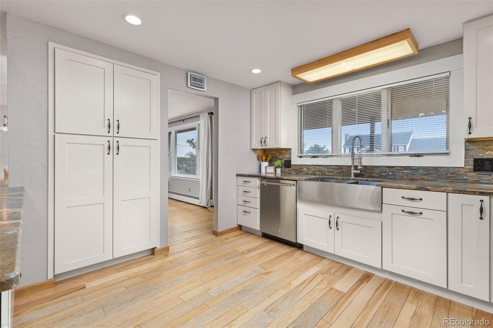 MLS Image #9 for 16465  york street,thornton, Colorado