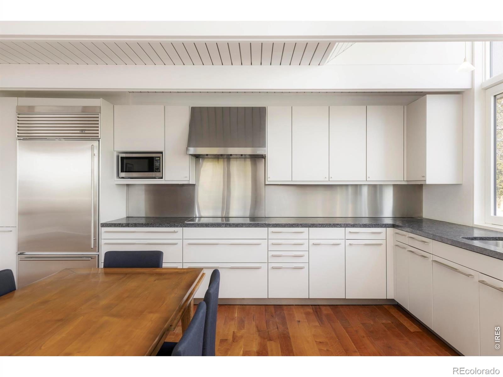 MLS Image #10 for 855  circle drive,boulder, Colorado