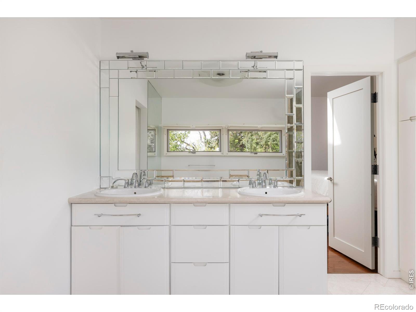 MLS Image #22 for 855  circle drive,boulder, Colorado