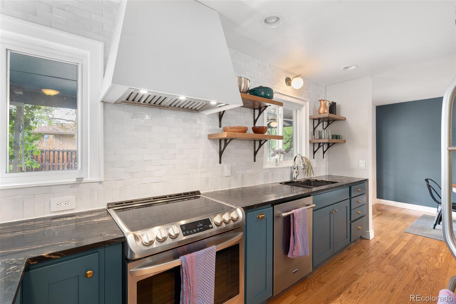 MLS Image #13 for 9565 w 52nd avenue,arvada, Colorado