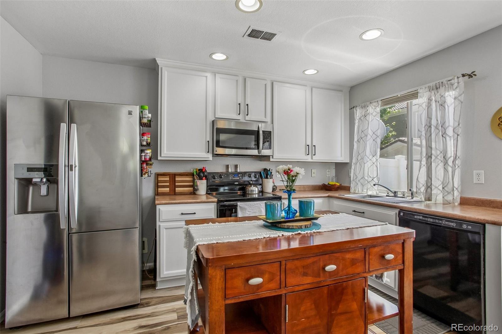 MLS Image #10 for 19672 e 55th place,denver, Colorado