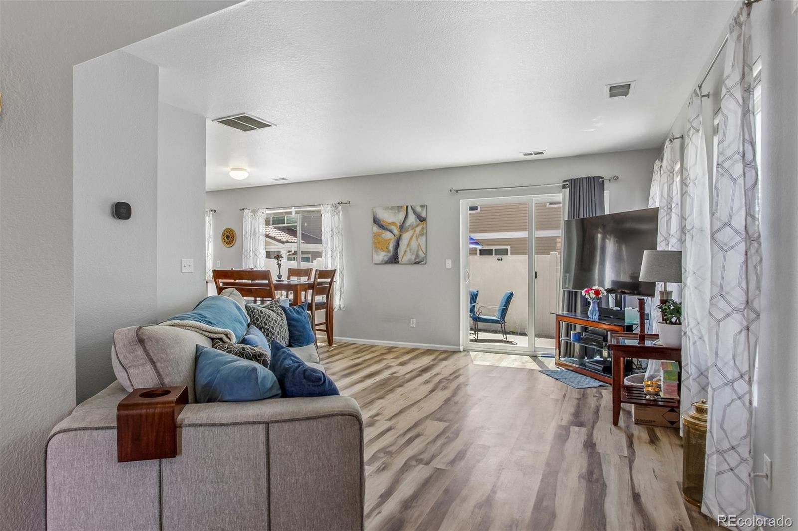 MLS Image #3 for 19672 e 55th place,denver, Colorado