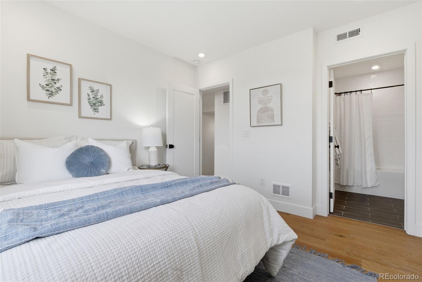 MLS Image #10 for 1331  newton street,denver, Colorado
