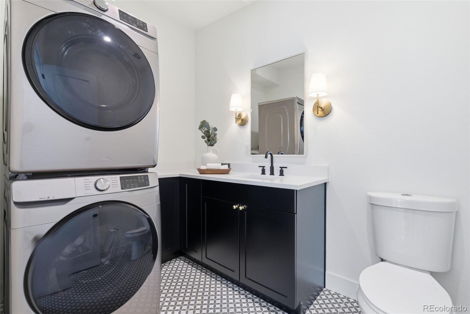 MLS Image #19 for 1331  newton street,denver, Colorado