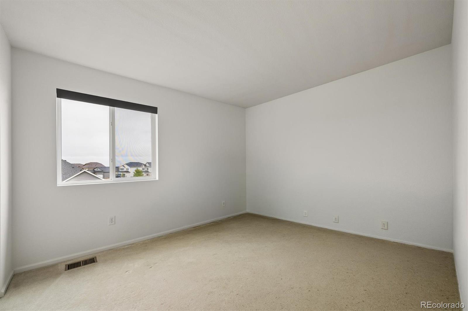 MLS Image #10 for 965 n waterloo court,aurora, Colorado