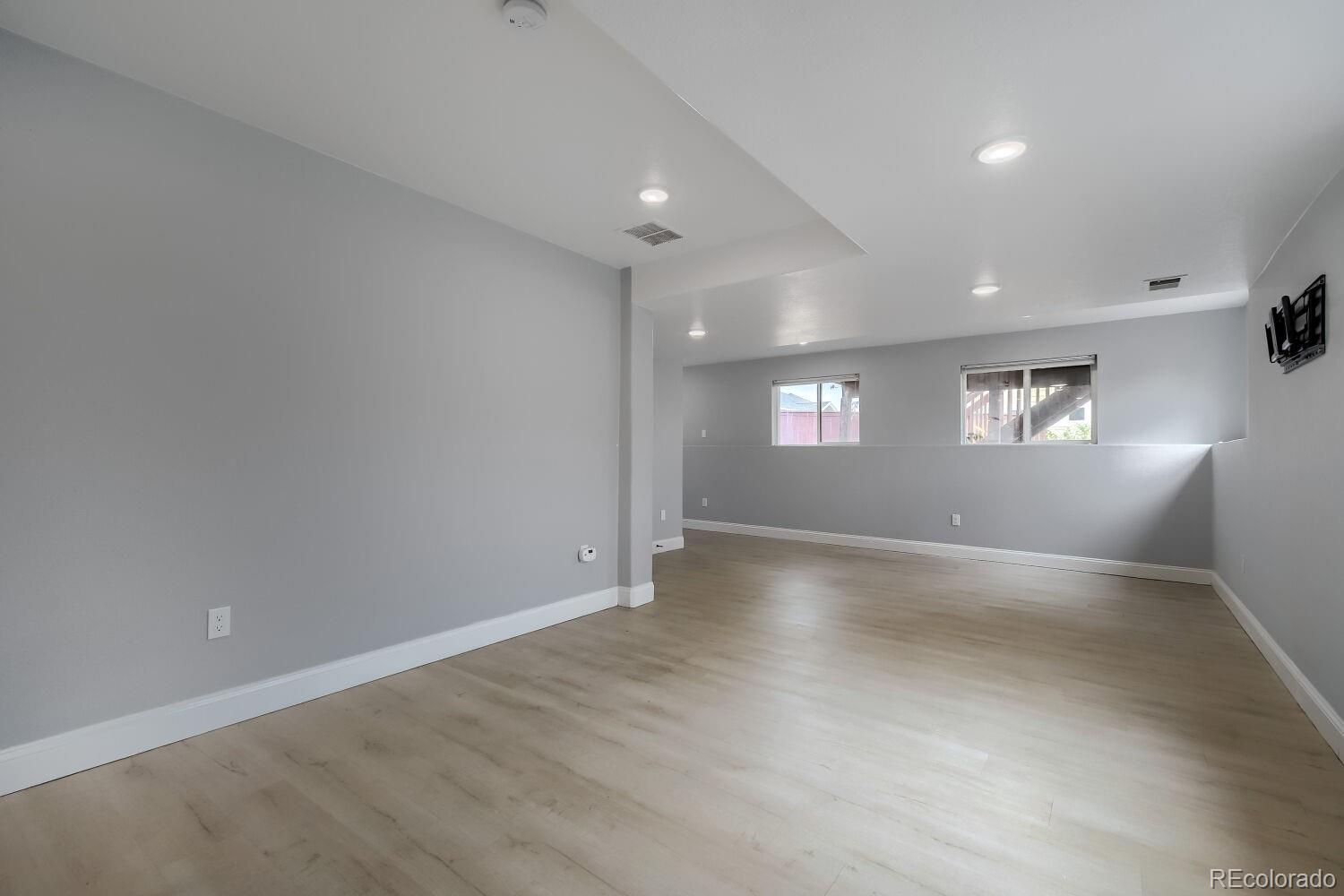 MLS Image #35 for 15656 e 107th way,commerce city, Colorado