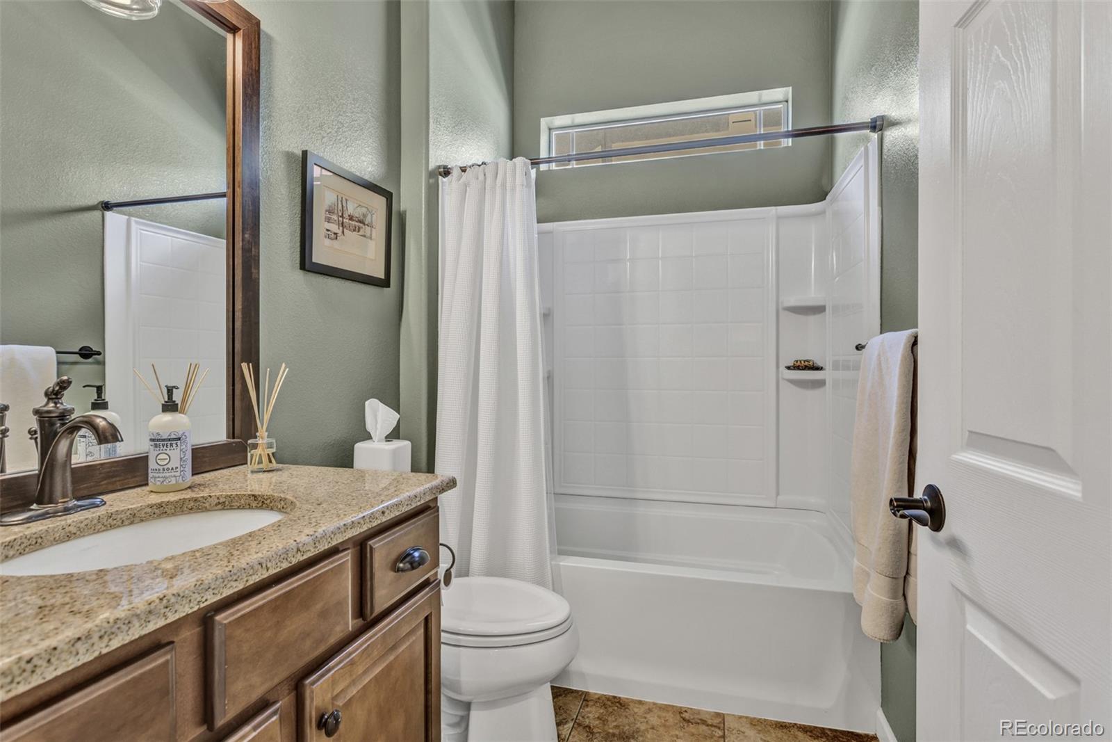 MLS Image #19 for 16023  torreys way,broomfield, Colorado