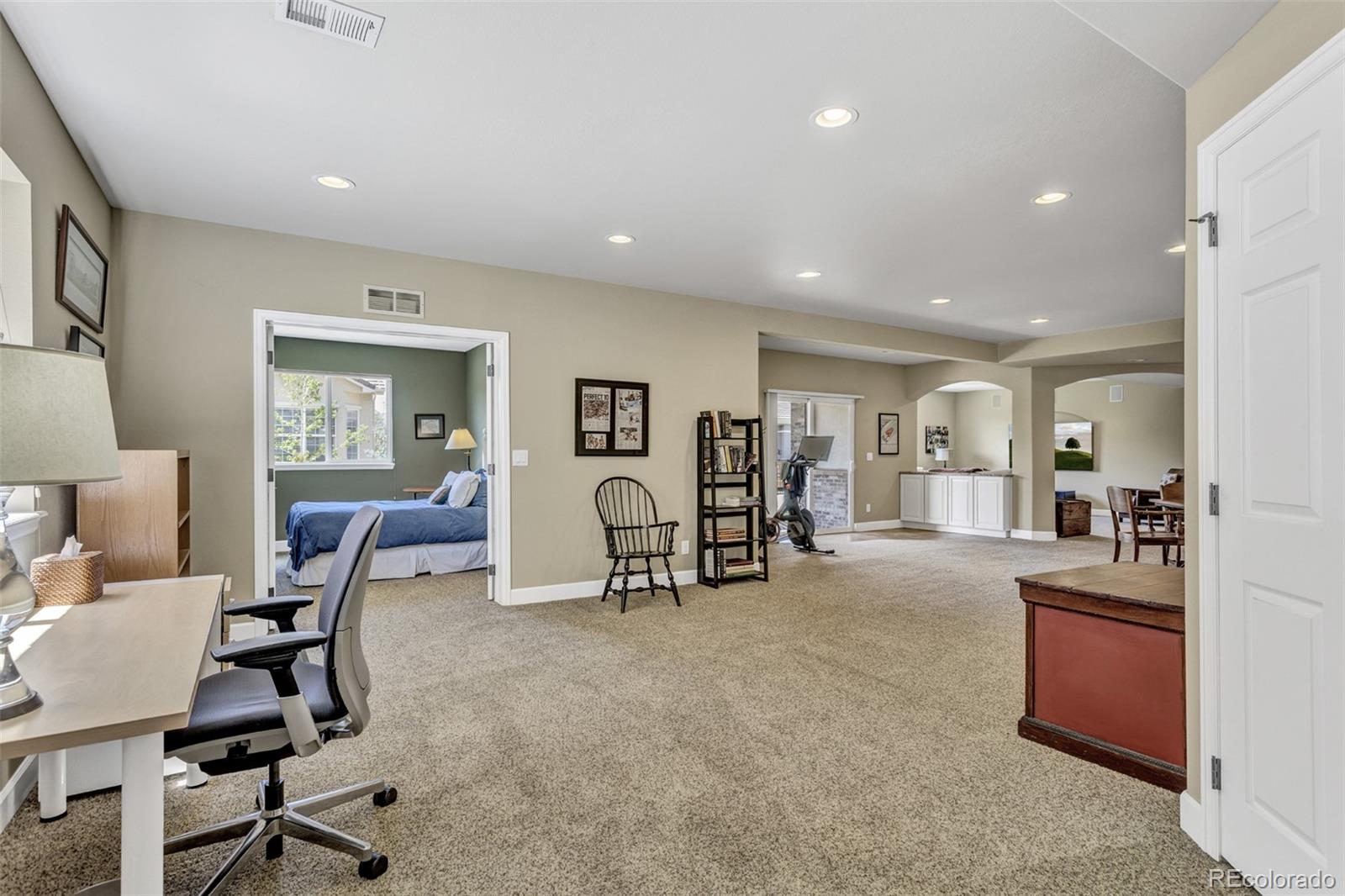 MLS Image #26 for 16023  torreys way,broomfield, Colorado