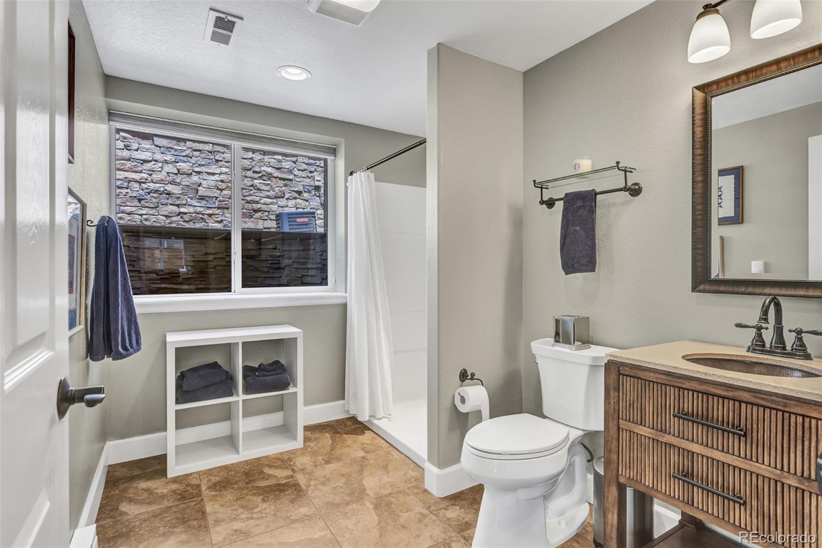 MLS Image #32 for 16023  torreys way,broomfield, Colorado