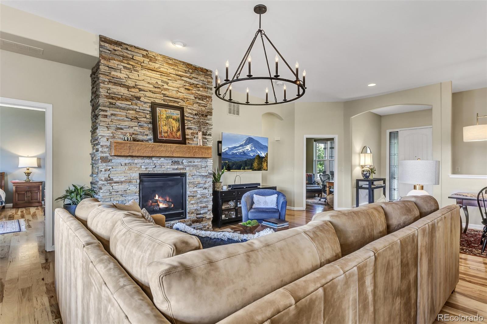 MLS Image #5 for 16023  torreys way,broomfield, Colorado
