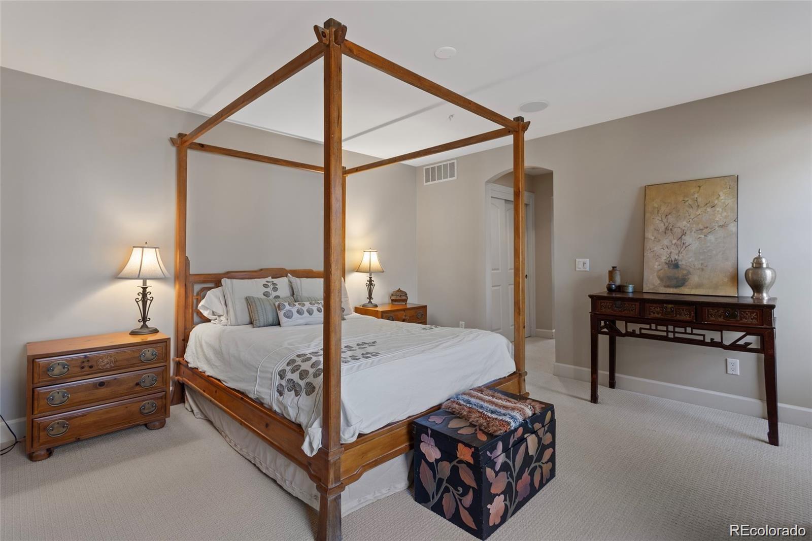 MLS Image #10 for 2027 n emerson street,denver, Colorado