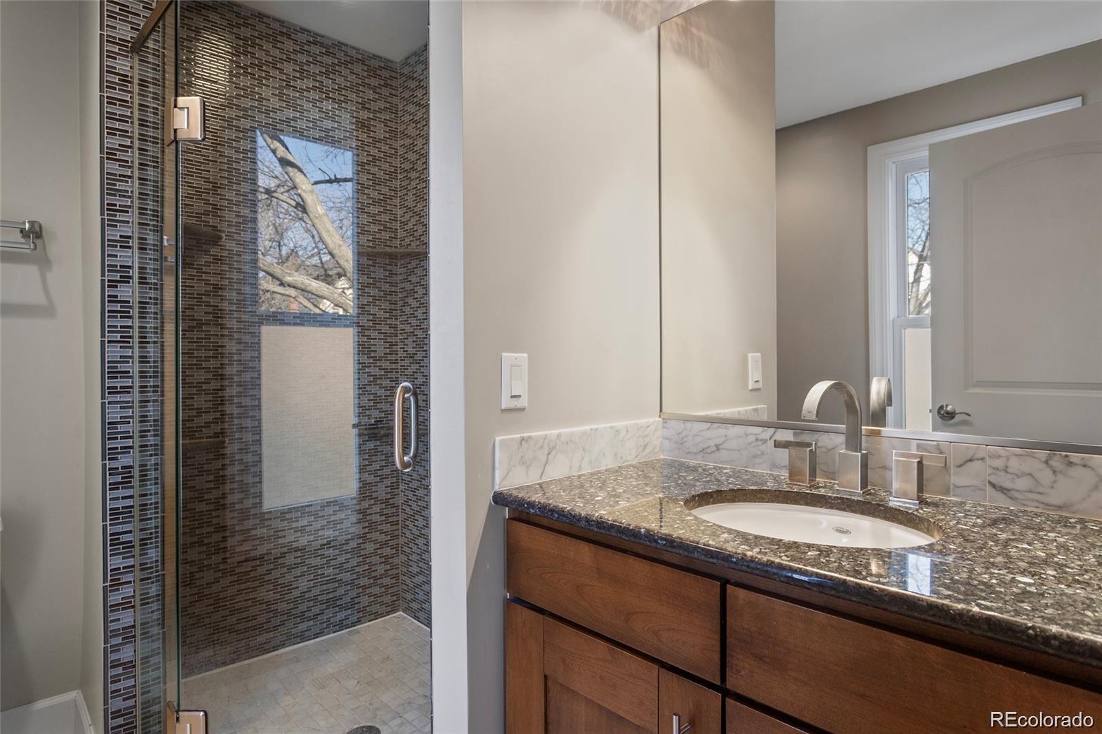 MLS Image #14 for 2027 n emerson street,denver, Colorado